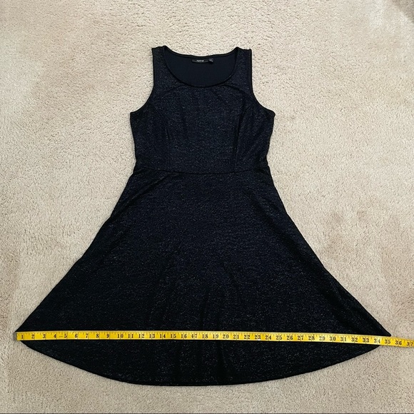 Apt 9 Versatile Sleeveless Black Dress Perfect for Work or Party Size Small - Picture 5 of 13